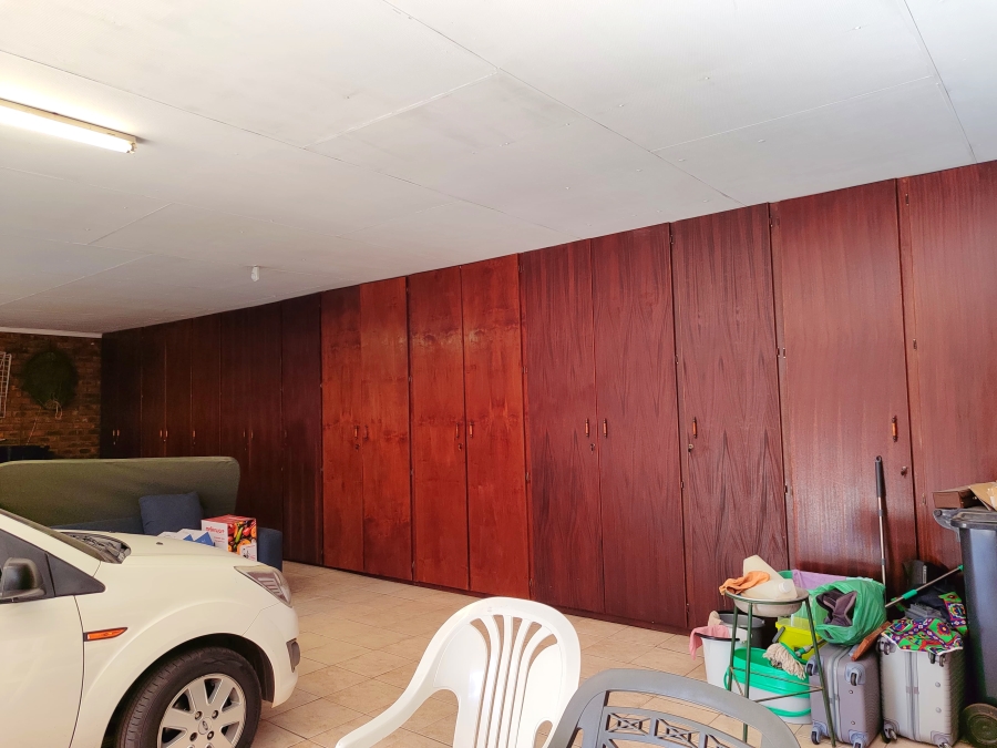 3 Bedroom Property for Sale in Vaal Park North West